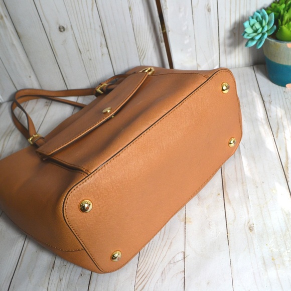 Michael Kors Jet Set Large Leather Tote Bag - Picture 3 of 7